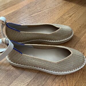 Rothy’s The Espadrille in gold 9.5